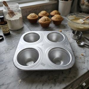 Wilton 508-302 Aluminum Muffin Pan | Functional Vintage Kitchen Tool